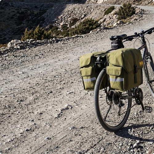 Rear pannier with - rear, buckle